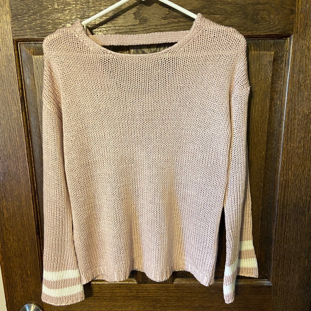 Francesca’s sweater size small